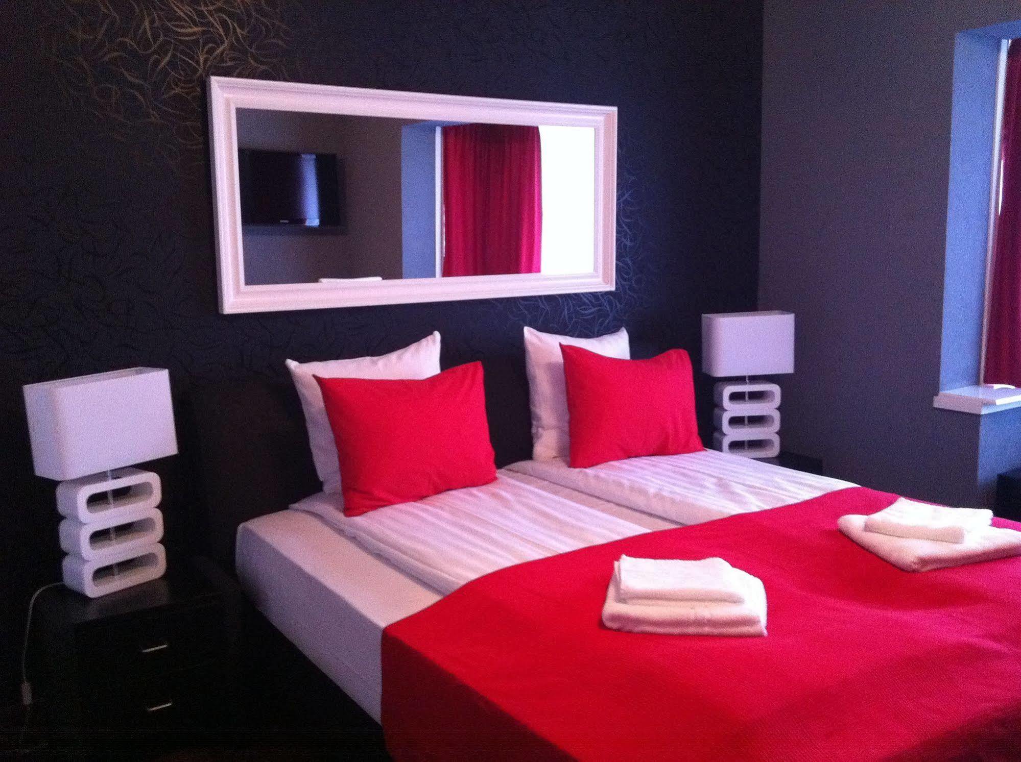 Alex Rooms Zwanenburg Exterior photo